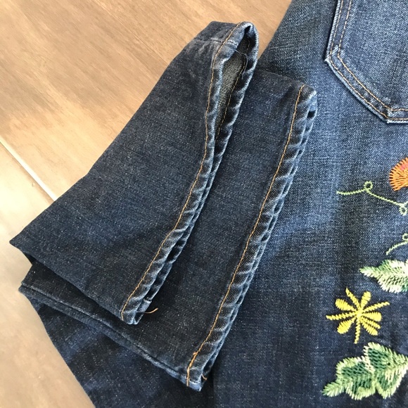 Gap Low Rise Flare with Floral Embroidery-Sz10 - Picture 9 of 10